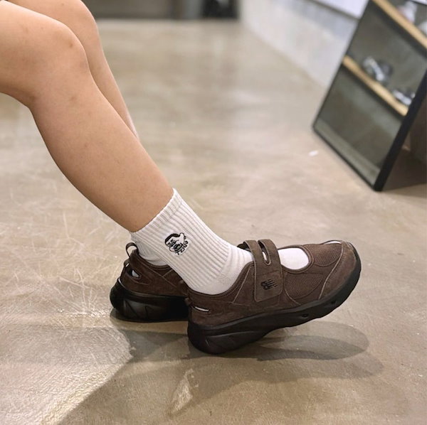 Qoo10] new balance 送料無料 NEW BALANCE MAR