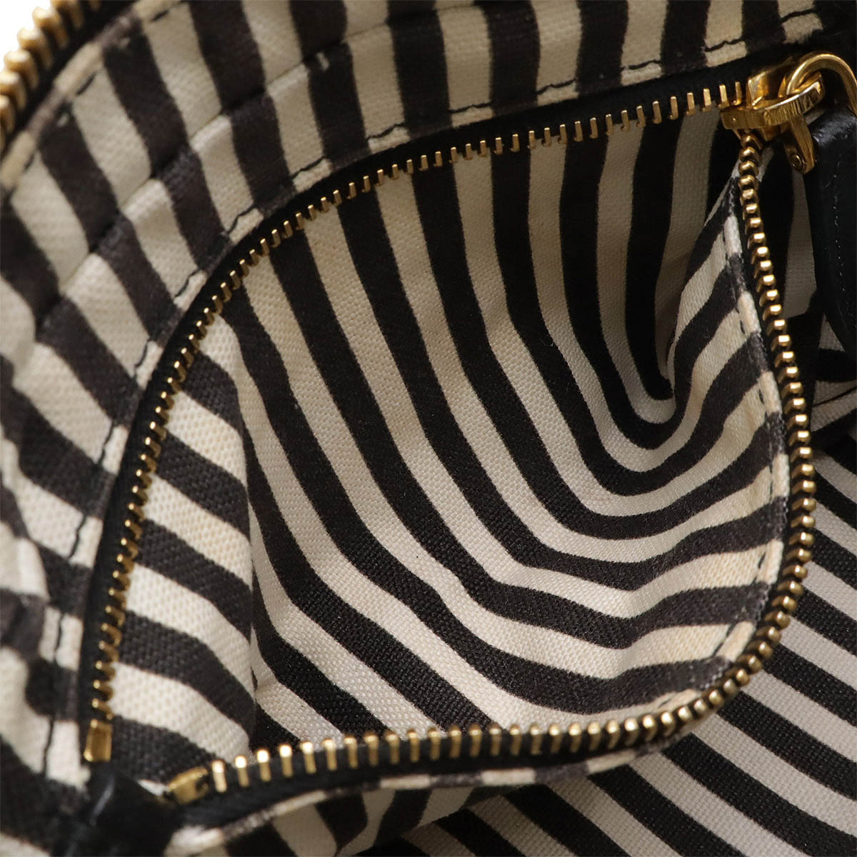 CANAPA LOGO カナパロゴ マルチポーチ 化粧ポーチ コスメポーチ 小物入れ キャンバス NERO ブラック ゴールド金具 1NA02 CANAPA LOGO カナパロゴ マルチポーチ 化粧ポーチ コスメポーチ 小物入れ キャンバス NERO ブラック ゴールド金具 1NA02