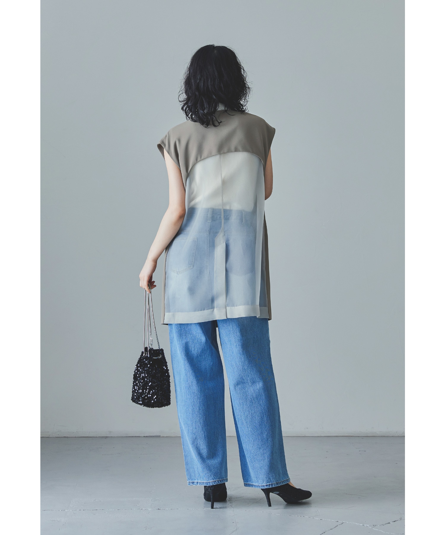 バックシアージレセットアップドレス パーティードレス 結婚式 ベスト キャミワンピース 2点セット レイヤード 羽織 ノースリーブ 無地 ストライプ シンプル お呼ばれ パーティー 二次会 披露宴