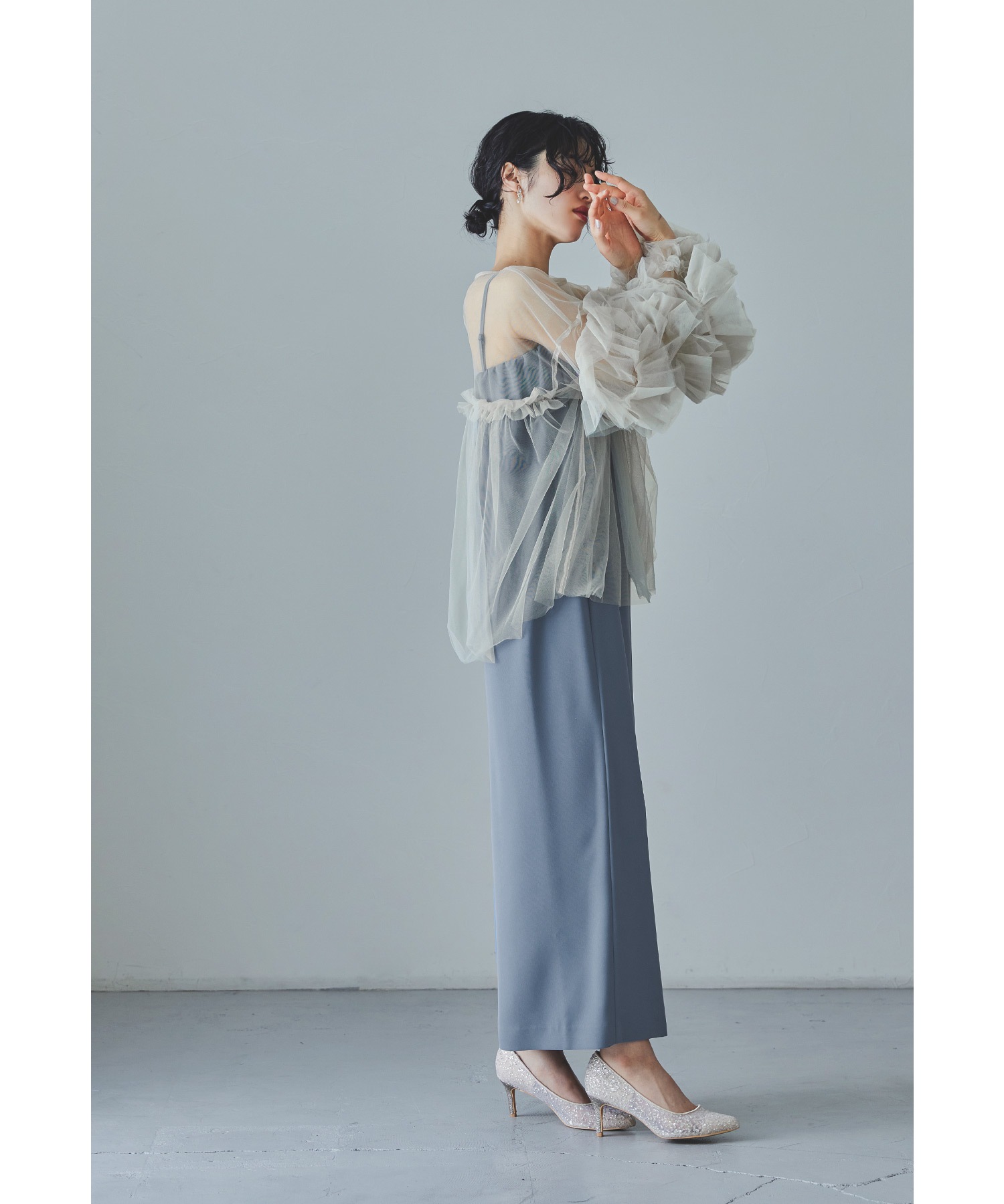 バックシアージレセットアップドレス パーティードレス 結婚式 ベスト キャミワンピース 2点セット レイヤード 羽織 ノースリーブ 無地 ストライプ シンプル お呼ばれ パーティー 二次会 披露宴