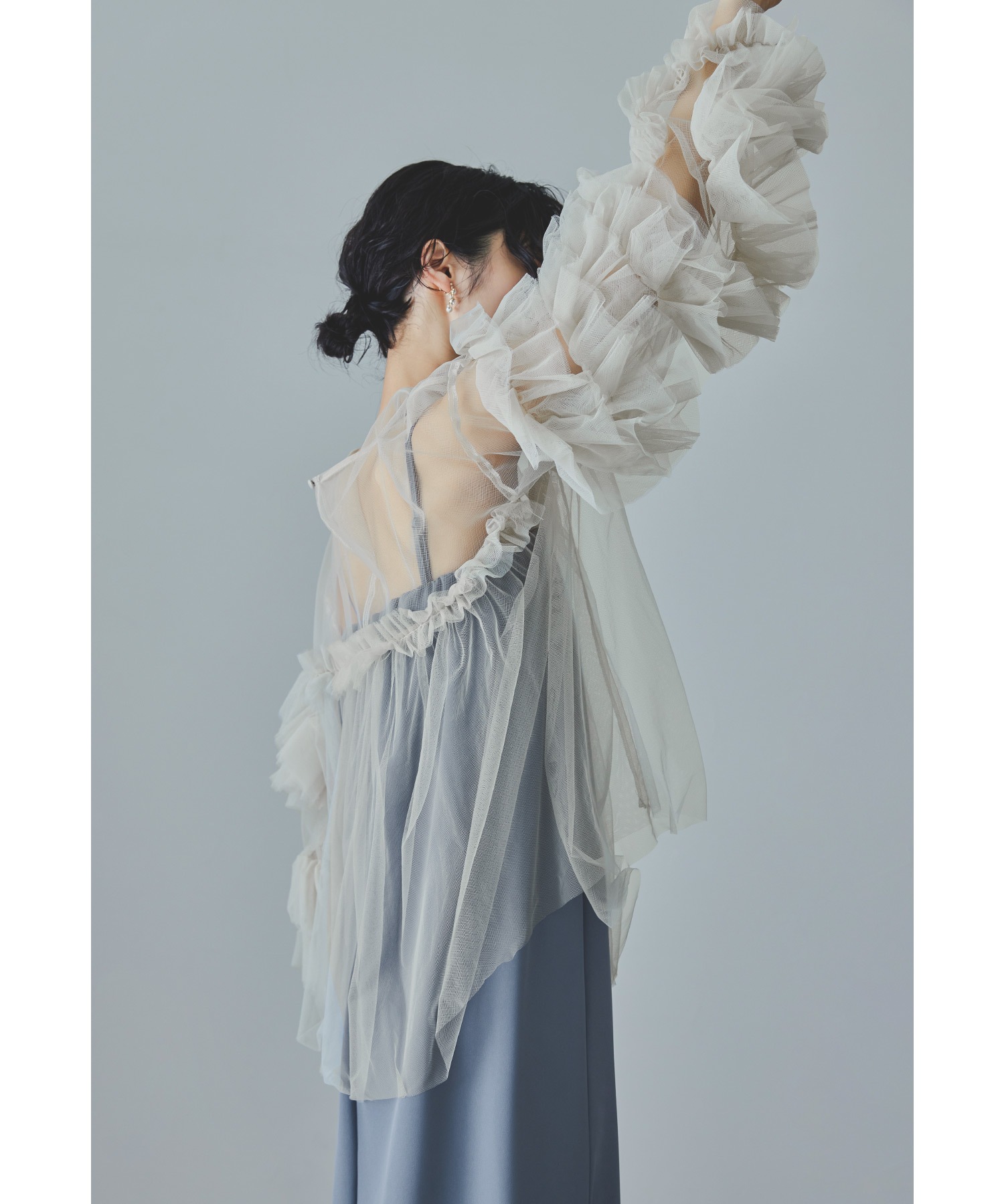 バックシアージレセットアップドレス パーティードレス 結婚式 ベスト キャミワンピース 2点セット レイヤード 羽織 ノースリーブ 無地 ストライプ シンプル お呼ばれ パーティー 二次会 披露宴