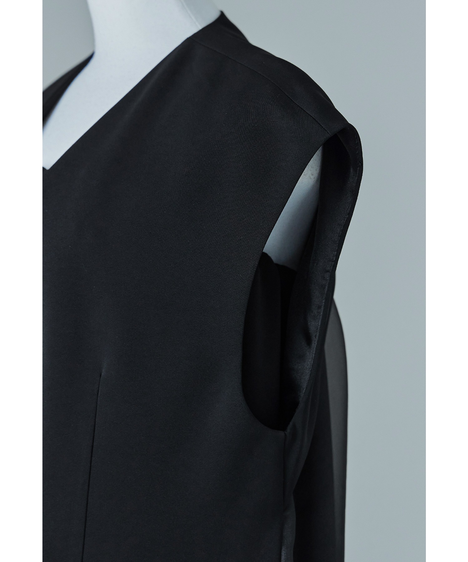 バックシアージレセットアップドレス パーティードレス 結婚式 ベスト キャミワンピース 2点セット レイヤード 羽織 ノースリーブ 無地 ストライプ シンプル お呼ばれ パーティー 二次会 披露宴