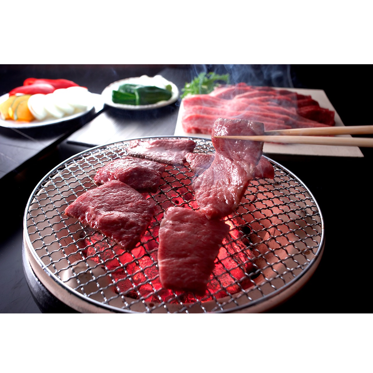 三田屋総本家 神戸ビーフ焼肉用 7942-914 高級 焼肉 国産 お肉 ギフト のし無料 内祝い 贈り物 お取り寄せ グルメ 産直 お中元 夏ギフト お歳暮 冬ギフト