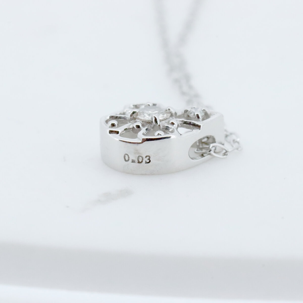 オーバーエクセレント ダイヤモンド ネックレス 0.03ct Pt950/Pt850(プラチナ) 質屋出品 オーバーエクセレント ダイヤモンド ネックレス 0.03ct Pt950/Pt850(プラチナ) 質屋出品