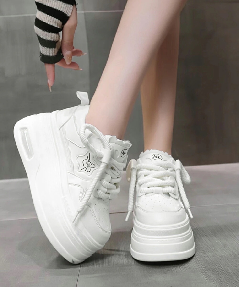 ボリューム厚底スニーカー レディース美脚 ホワイトスニーカー プラットフォーム靴 低身長さんシューズ ボリューム厚底スニーカー レディース美脚 ホワイトスニーカー プラットフォーム靴 低身長さんシューズ