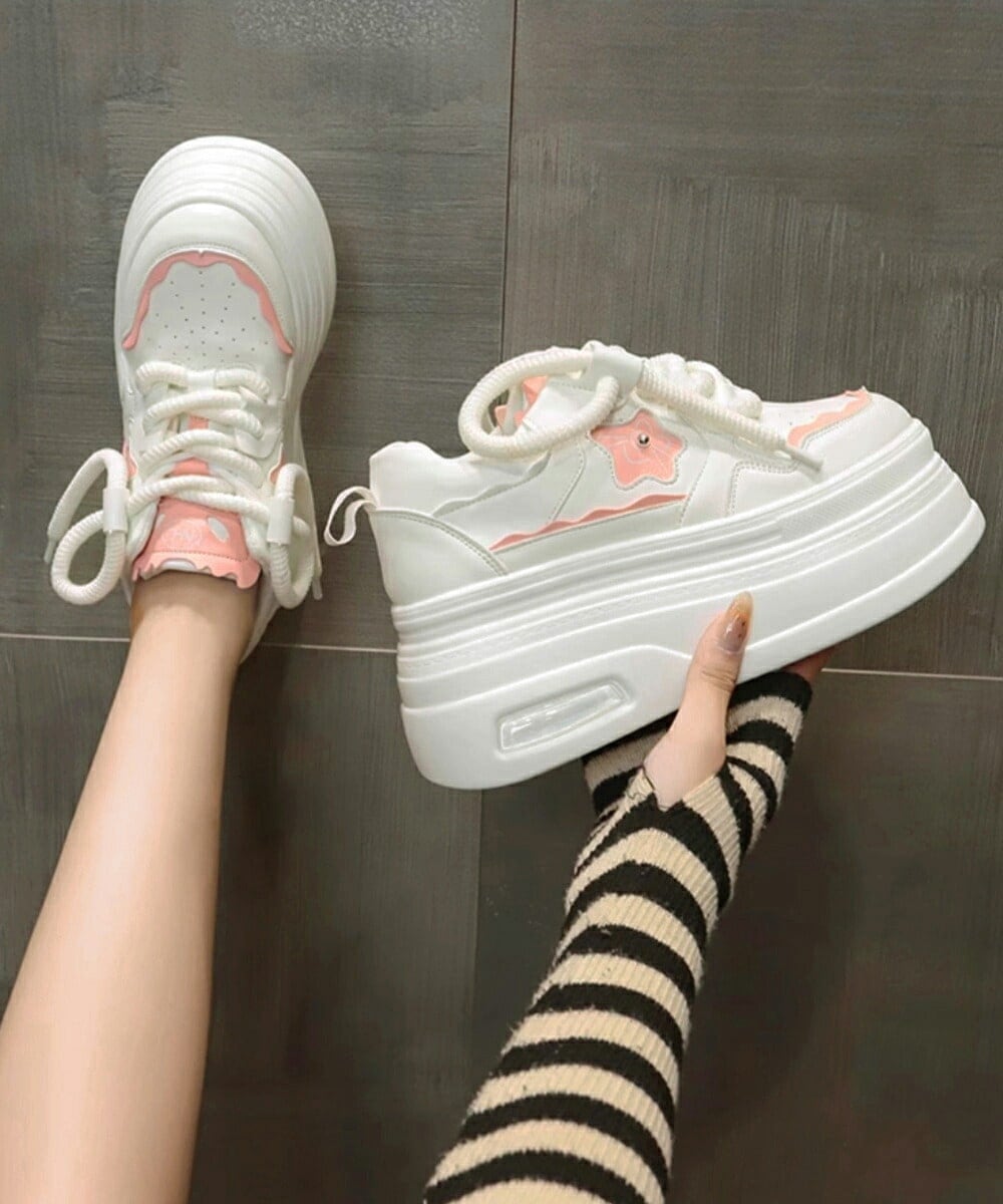 ボリューム厚底スニーカー レディース美脚 ホワイトスニーカー プラットフォーム靴 低身長さんシューズ ボリューム厚底スニーカー レディース美脚 ホワイトスニーカー プラットフォーム靴 低身長さんシューズ