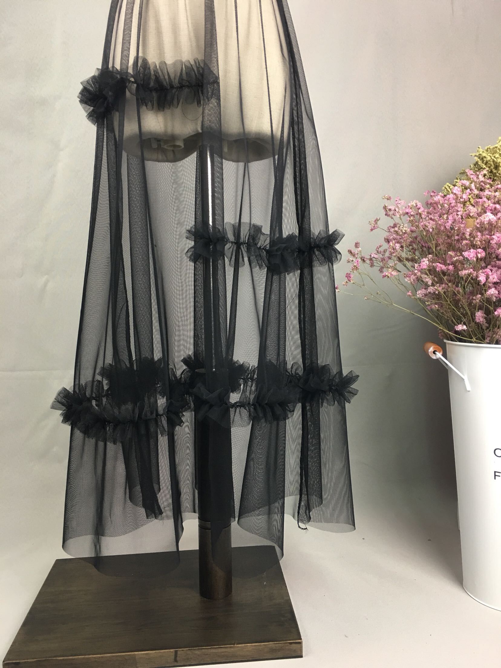 ワンピース フレア チュール ロング丈 ミモレ丈 キャミソール ノースリーブ Vネック セミフレア レース チュール シースルー 大人可愛い おしゃれ 個性的 かわいい 学生 お出かけ