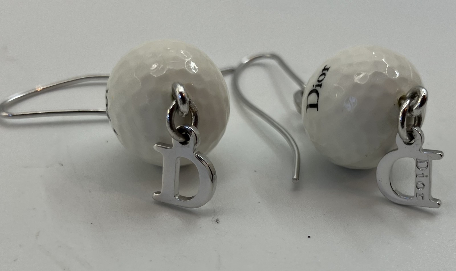 【新品同様】Dior シルバー ピアス 片耳 専用ボックス付き 2025年最新】Christian Dior レディース ピアス(片耳用)の人気