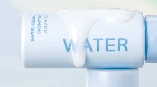 ハッピー エッセンシャルVクリーム 30ml＆バランシングウォーター2本 ハッピー様専用 エッセンシャルVクリーム 30ml＆バランシング