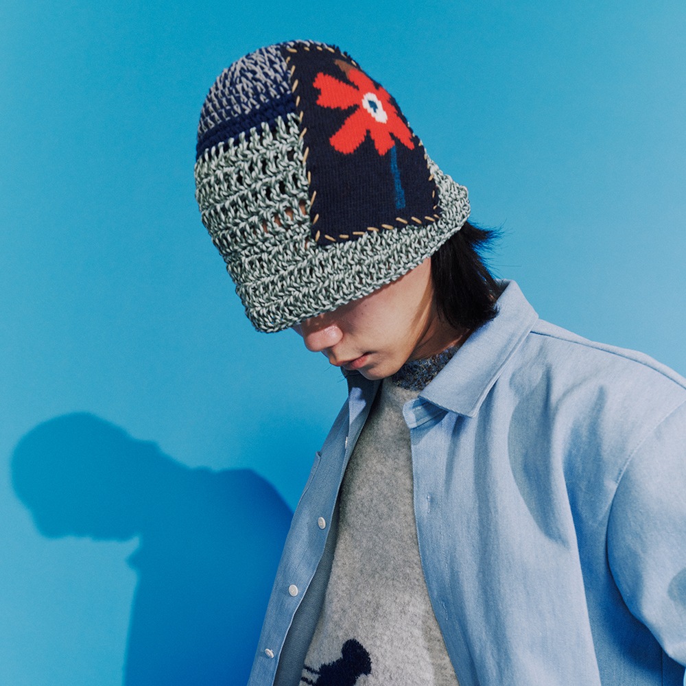 MISU A BARBE】 NEW FLOWERING BUCKET SUMMER NAVY LARGE