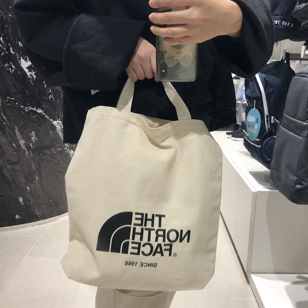 BIG LOGO TOTE NN2PM59 /TNF SHOPPER BAG L ビッグ ロゴ トートバック ホワイトラベルノースフェイス  ショルダーバッグ シンプル 軽い メンズ レディース