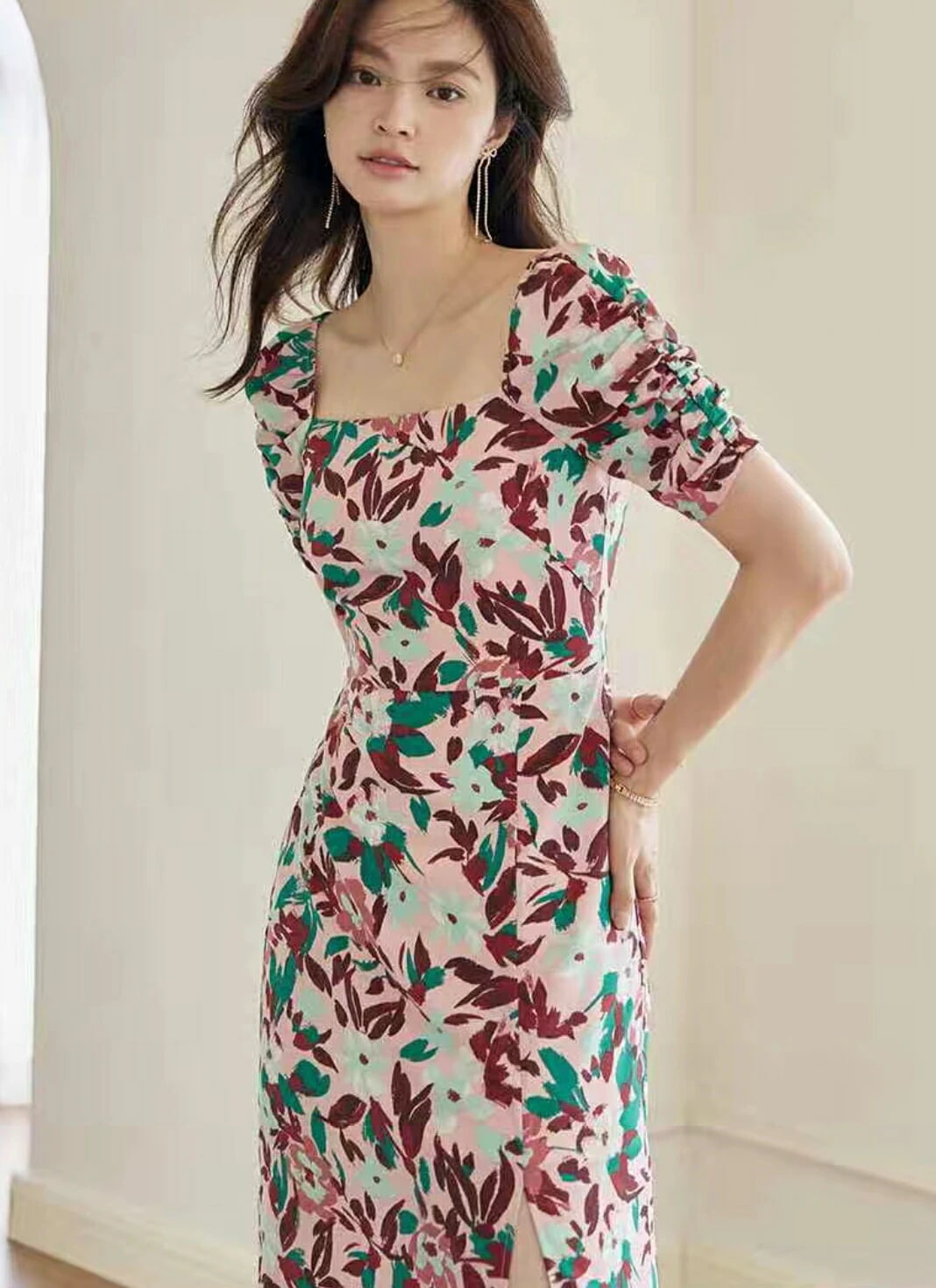 【急速出荷!】フラワープリント 半袖ワンピース 膝丈 ミモレ丈 きれいめ 半袖 花柄 夏 春 可愛いワンピース プリント S M L XL 2XL 20代 30代 40代 50代 60代 ファッ