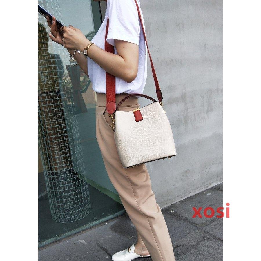 本革牛革バッグ レディース 40代 30代 50代 手提げオシャレ レディースバッグ 通勤かばん