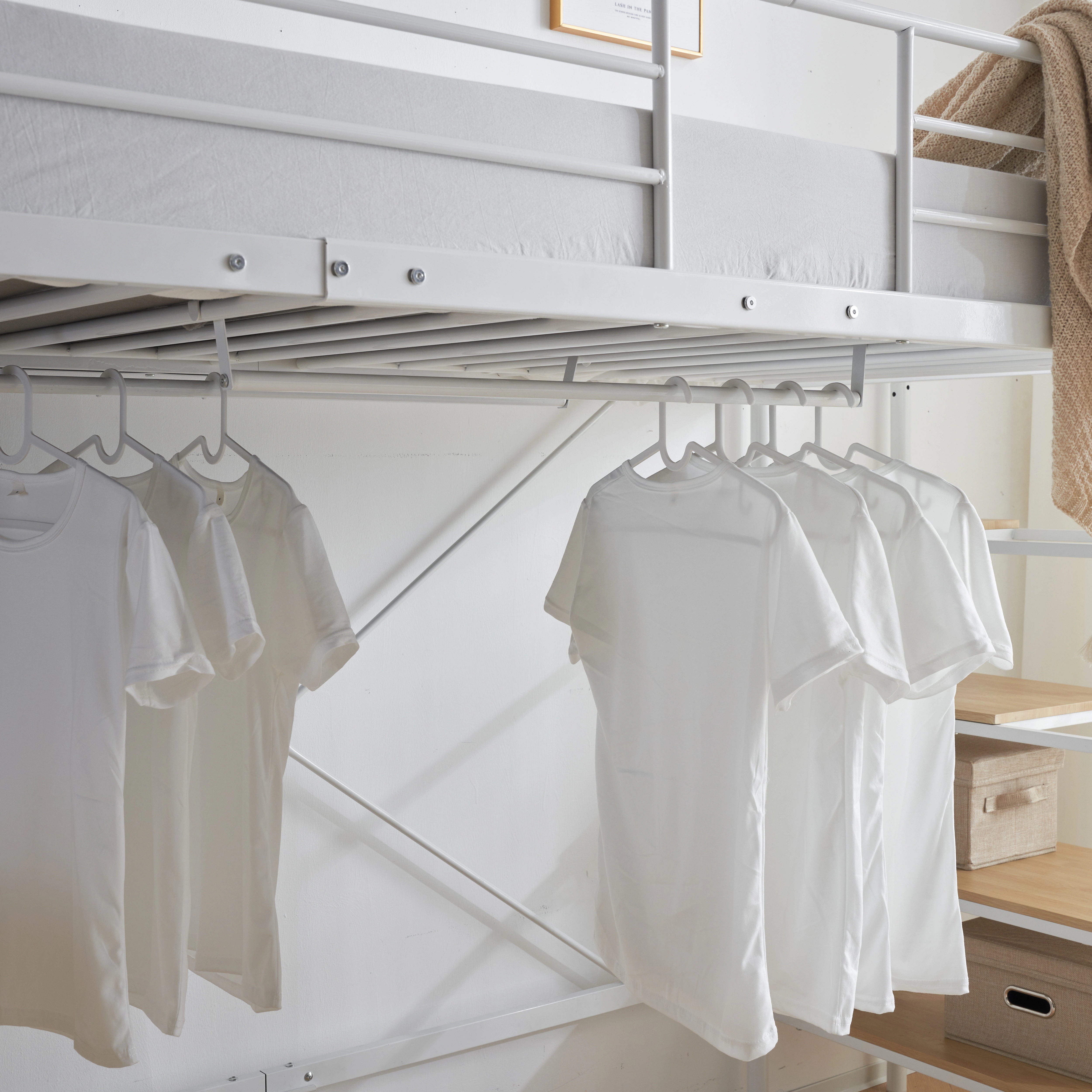 102【元SKU:SA308461BAA】システムベット ロフトベッド シングル デスク付き コンセント付き 収納付き ハンガーポール付き 耐荷重150kg 北欧風 スチール 耐震112 102【元SKU:SA308461BAA】システムベット ロフトベッド シングル デスク付き コンセント付き 収納付き ハンガーポール付き 耐荷重150kg 北欧風 スチール 耐震112