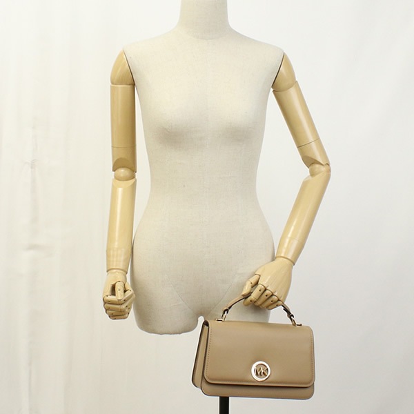 ハンドバッグ ショルダーバッグ DELANCEY 30T4GD8S6L LEATHER 222 CAMEL ベージュ系 ハンドバッグ ショルダーバッグ DELANCEY 30T4GD8S6L LEATHER 222 CAMEL ベージュ系