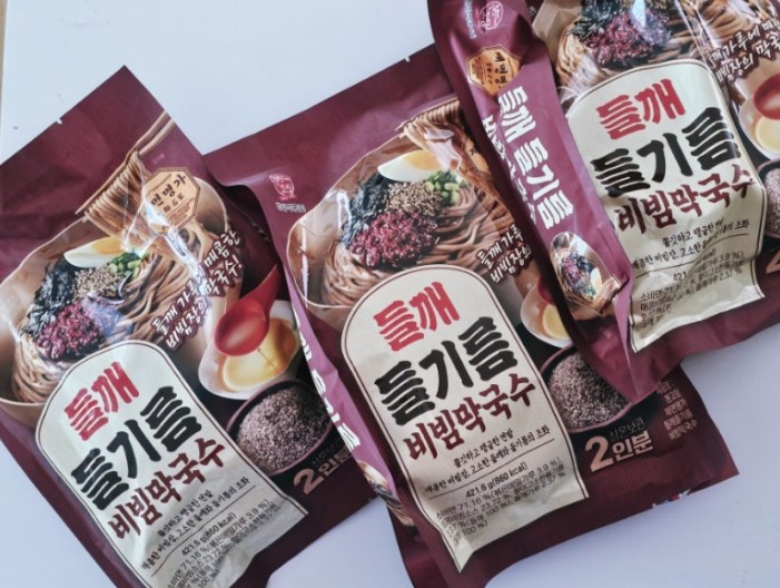 えごま 香る 辛い ビビンそば エゴマ油ビビン・マッククス 421.6g x 3EA (６人前)