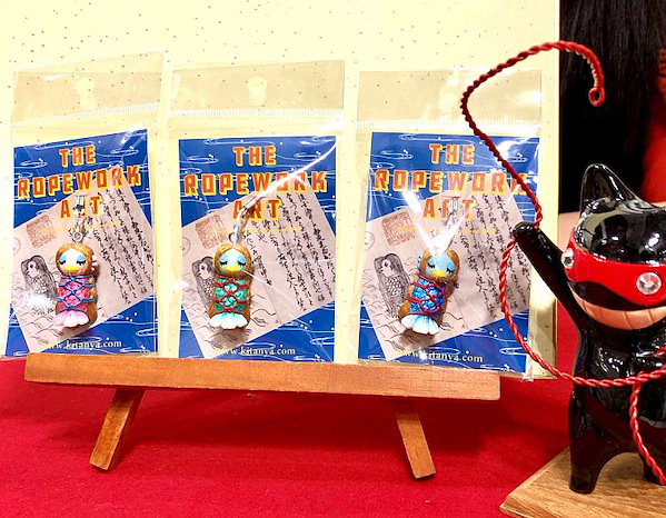 Qoo10] 奇譚屋デザインファクトリ 奇譚屋（きたんや） 緊縛ストラップ アマ