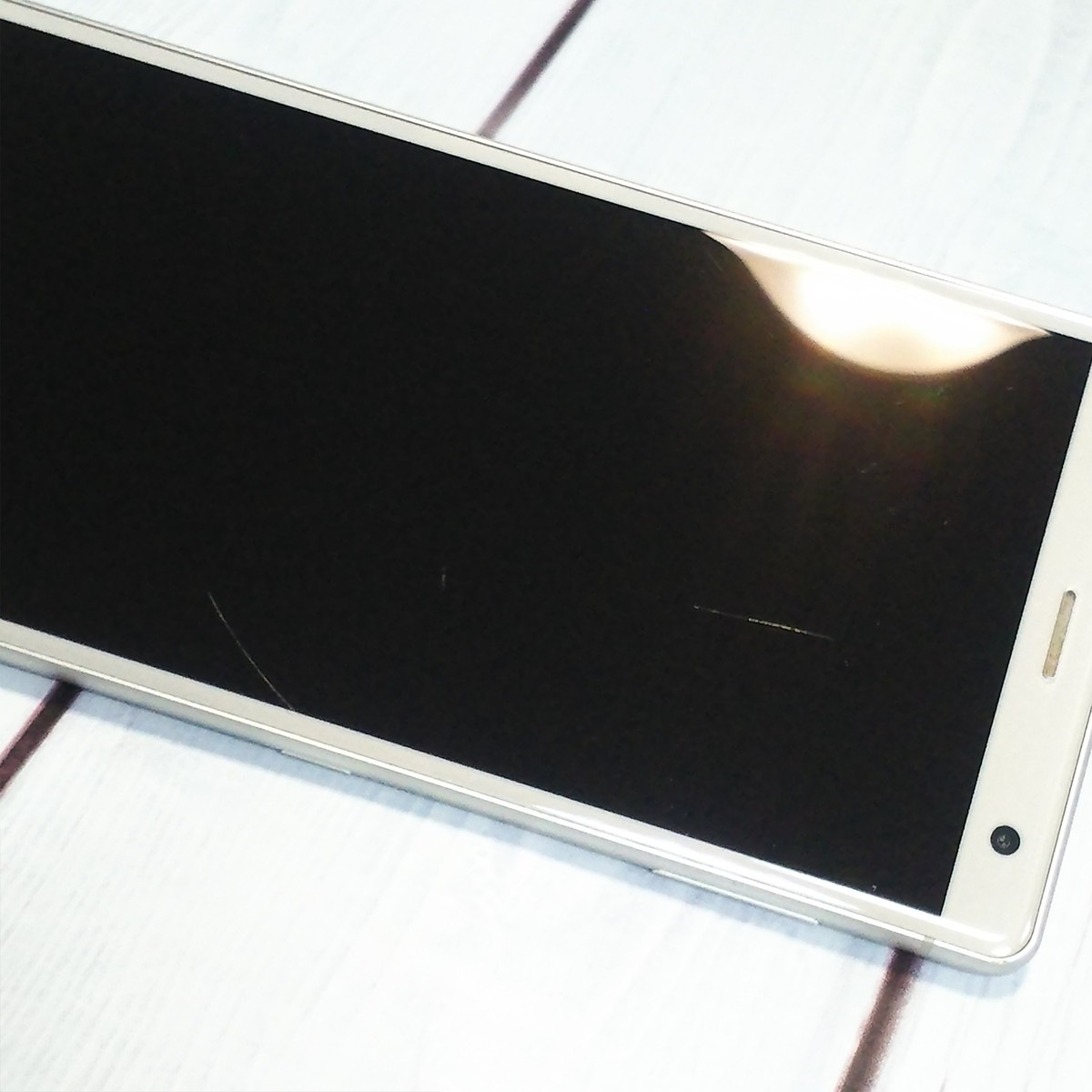 SONY - 良品中古 SOV37 グリーン 本体 白ロム  M111 SIMロック解除済み Xperia XZ2 SOV37（au） 商品一覧｜ムスビー【中古スマホ・中古