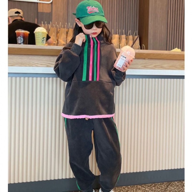 ロラネ 冬の起毛子供上下セット ロラネ 冬の起毛子供上下セット