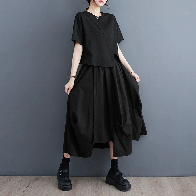 暗黒の不規則なデザイン感2024春夏の新型カジュアルな服装は痩せたスカートAラインスカート 暗黒の不規則なデザイン感2024春夏の新型カジュアルな服装は痩せたスカートAラインスカート