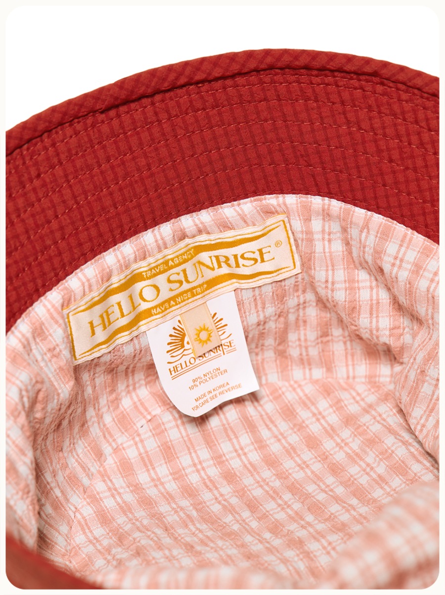 HELLO SUNRISE Classic Typo Bucket Hat Red