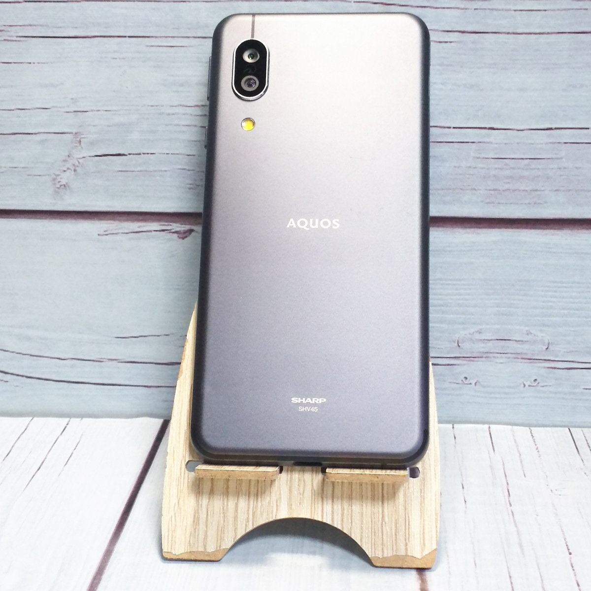 送料無料】au AQUOS sense3 SHV45 ブラック 本体 白ロム SIM