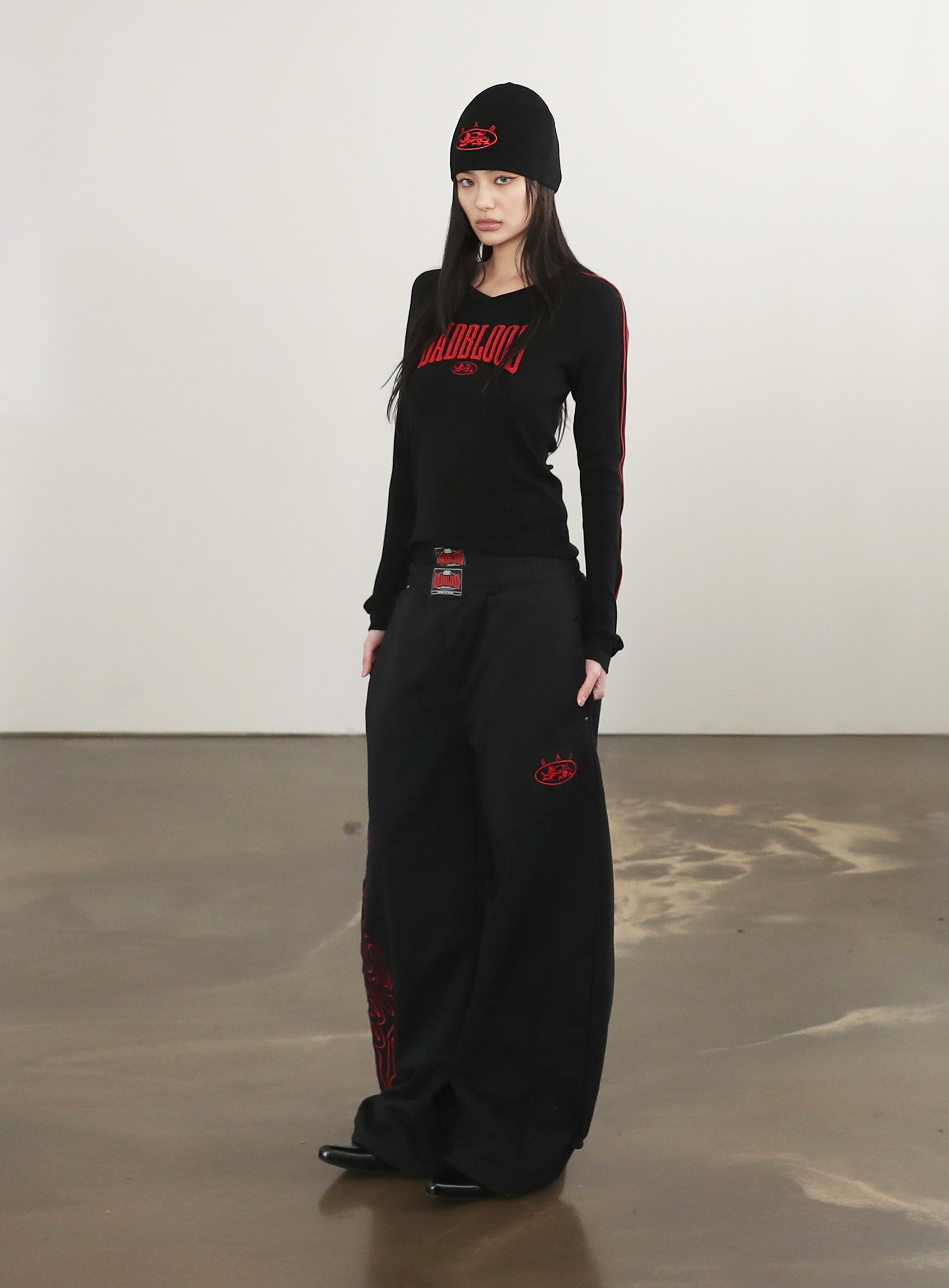 【BADBLOOD】 MYSTIC CAPSULE V-NECK LONG SLEEVE : BLACK