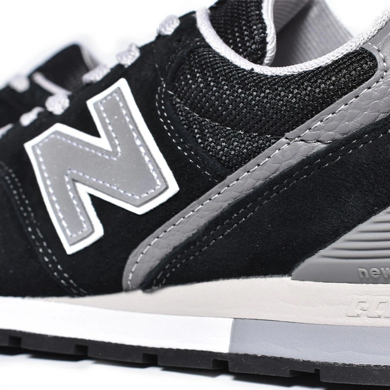 NEW BALANCE CM996BK2 NEW BALANCE CM996BK2
