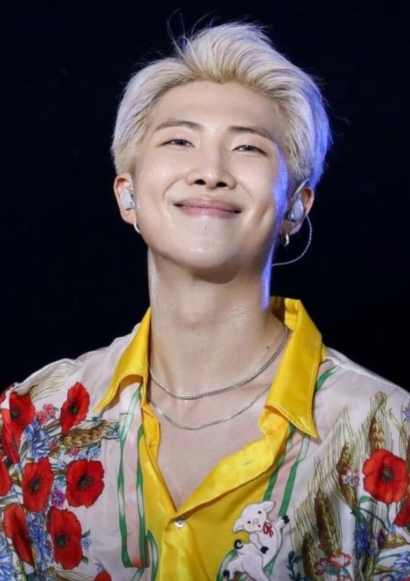 ONE BTS RM 着用ネックレス 人気商品　ラップモンスターフォト