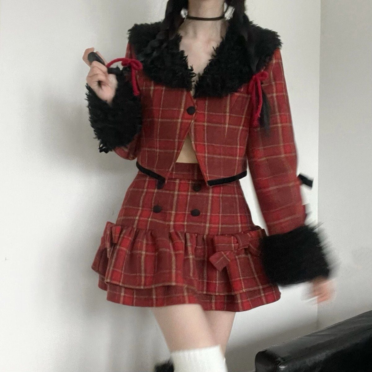 【早い者勝ち！】韓国ファッションセット服 秋冬物 レディースレトロ新年のセットアップ ファッション 上下セット