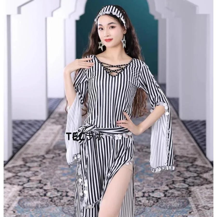 (仕上げが細かい)ベリーダンス衣装 4点セット 大人 オリエンタル エジプト サイディ バラディ パフォーマンス 民俗 ダンス衣装 ロング スリット ワンピース ベルト 髪飾り インナ (仕上げが細かい)ベリーダンス衣装 4点セット 大人 オリエンタル エジプト サイディ バラディ パフォーマンス 民俗 ダンス衣装 ロング スリット ワンピース ベルト 髪飾り インナ