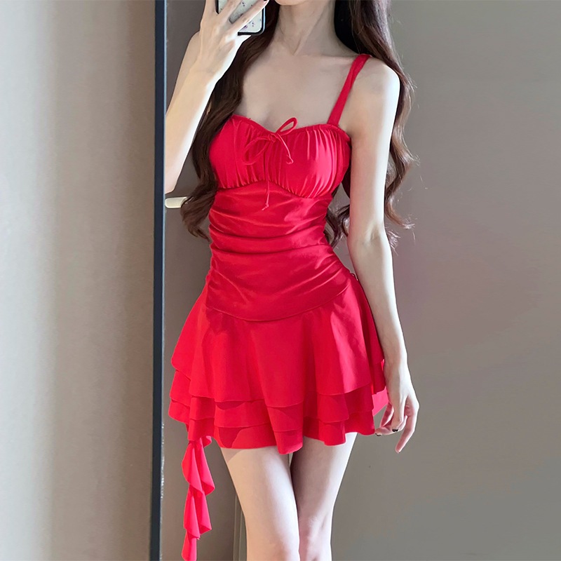 女性用水着2024年新作小柄なワンピーススカートスタイルハイエンドスタイル海辺での休暇中の太った女の子向けの控えめなカバー