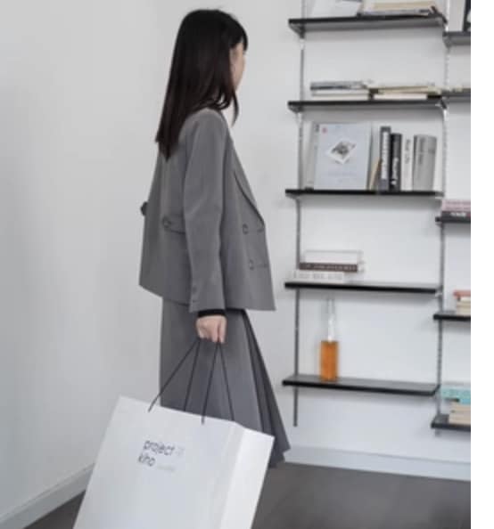 スカート セットアップ ジャケット ミモレ丈 長袖 かわいい 大人可愛い きれいめ シンプル カジュアル 大人 上品 おしゃれ お洒落 大人女子 こなれ感 個性的 主役級 存在感 美容師