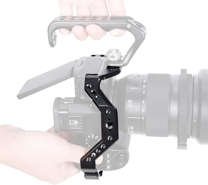 カメラケージ パナソニック Lumix S5II DC-S5M2/S5IIX S5MIIX/S5/G9M2に専用カメラケージ Natoレール付き ARRI規格ネジ穴 ー547 カメラケージ パナソニック Lumix S5II DC-S5M2/S5IIX S5MIIX/S5/G9M2に専用カメラケージ Natoレール付き ARRI規格ネジ穴 ー547