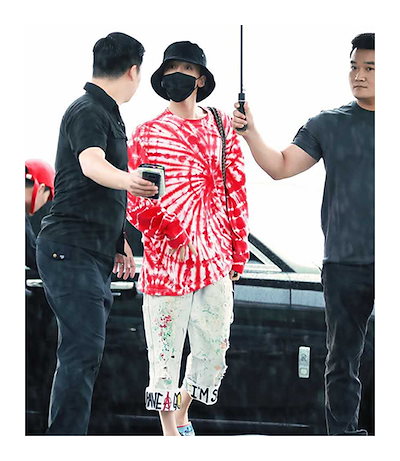 Übermensch G- DRAGON フーディー テヤン 着用 진짜 예뻐 😍 G