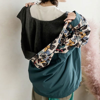 Qoo10] スカラー ScoLar スカラー 蝶柄切替ブルゾン : レディース服