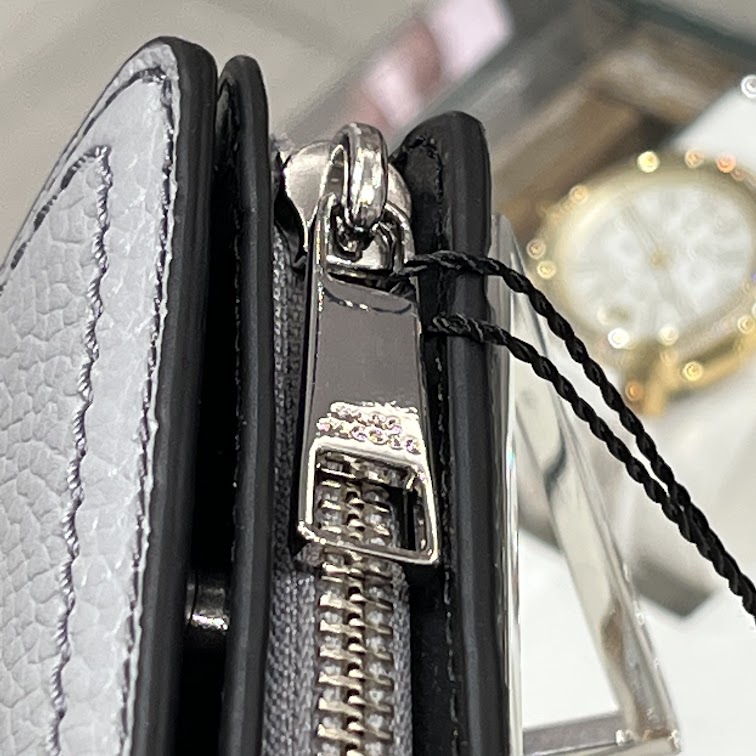 即発 正規品 USA直送 アウトレット レディース ニつ折り 財布 ミニ財布 S101L01SP21【Original Wrapping】 即発 正規品 USA直送 アウトレット レディース ニつ折り 財布 ミニ財布 S101L01SP21【Original Wrapping】