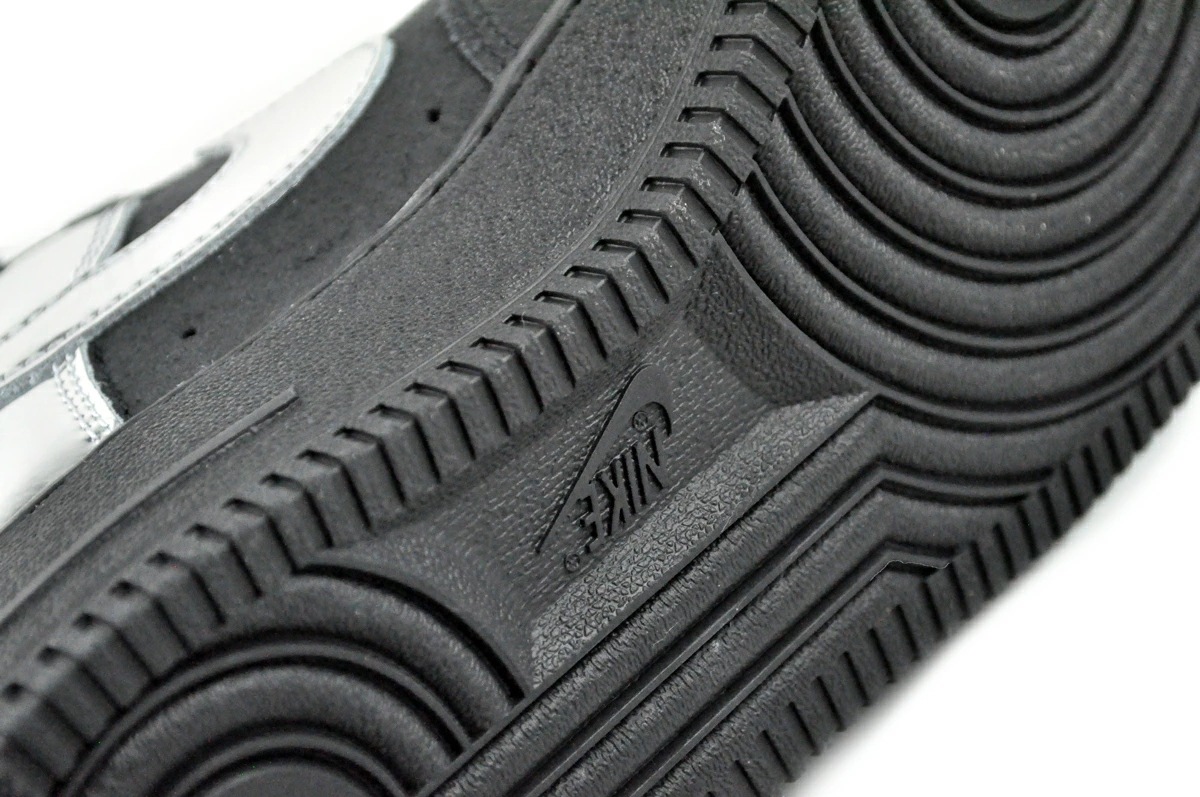 エアフォース 1 ロー レトロ オールスター ブラック クローム hf2885-001 エアフォース 1 ロー レトロ オールスター ブラック クローム hf2885-001