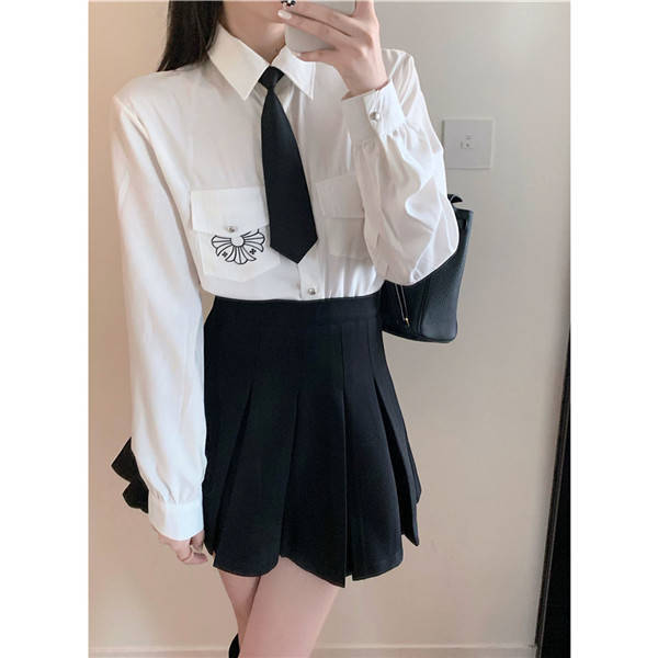 卒業式 スーツ 4点セット 入学式 ブラック オフホワイト ベージュ 女の子 制服 スーツ ジュニアスーツ 卒業式服 長袖シャツ フォーマル カジュアル 高校生 韓国風 卒服dt078x2x2x2