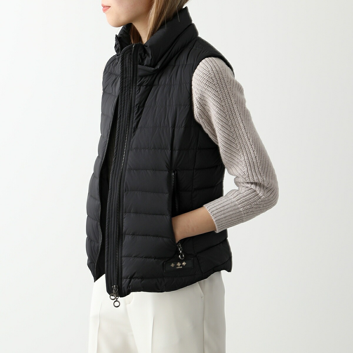 TATRAS タトラス ダウンベスト ORSIERA オルジェラ LTAT24A4900-D ナイロン ファー フード付き ライトダウン ロゴパッチ ジレ カラー2色