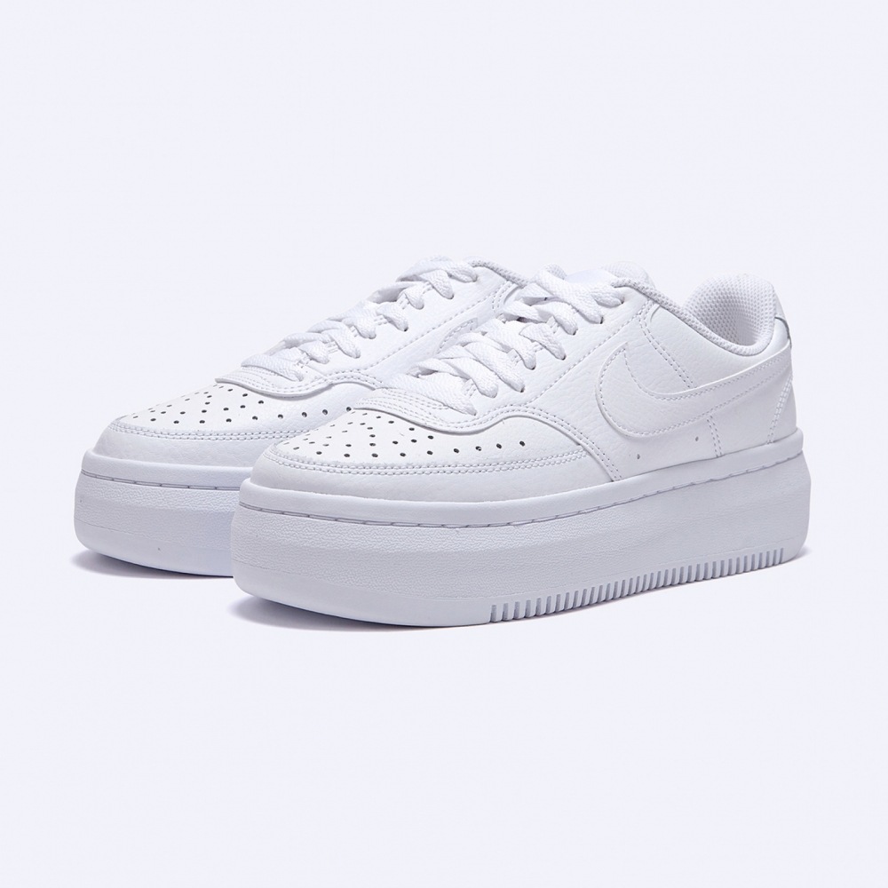 ナイキコートビジョンアルタウィメンズ/ DM0113-100 ナイキコートビジョンアルタウィメンズ/ DM0113-100