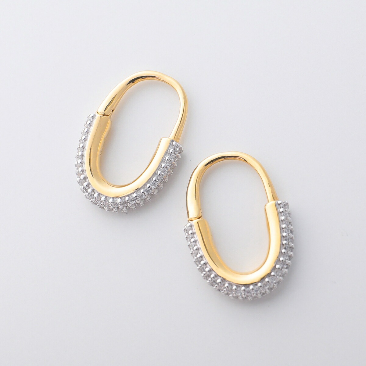Otiumberg オティウムバーグ フープピアス Roscida Pave Oval Hoops OEY24S-3121 レディース アクセサリー ゴールド