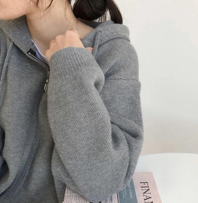 レディース トップス パーカー 普通丈 長袖 袖あり 襟なし フード ファスナー 前開き かわいい 大人可愛い シンプル カジュアル おしゃれ レトロ こなれ感 ナチュラル 無地 秋 冬 20代 レディース トップス パーカー 普通丈 長袖 袖あり 襟なし フード ファスナー 前開き かわいい 大人可愛い シンプル カジュアル おしゃれ レトロ こなれ感 ナチュラル 無地 秋 冬 20代