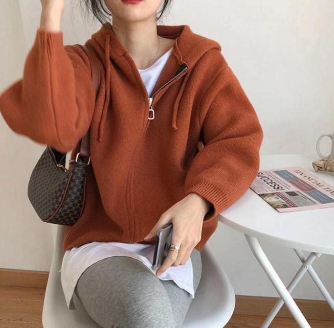 レディース トップス パーカー 普通丈 長袖 袖あり 襟なし フード ファスナー 前開き かわいい 大人可愛い シンプル カジュアル おしゃれ レトロ こなれ感 ナチュラル 無地 秋 冬 20代 レディース トップス パーカー 普通丈 長袖 袖あり 襟なし フード ファスナー 前開き かわいい 大人可愛い シンプル カジュアル おしゃれ レトロ こなれ感 ナチュラル 無地 秋 冬 20代