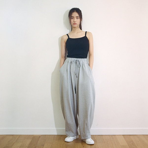 BTSジョングク着用[A NOTHING]HEAVY-TERRY BALLOON SWEAT PANTS