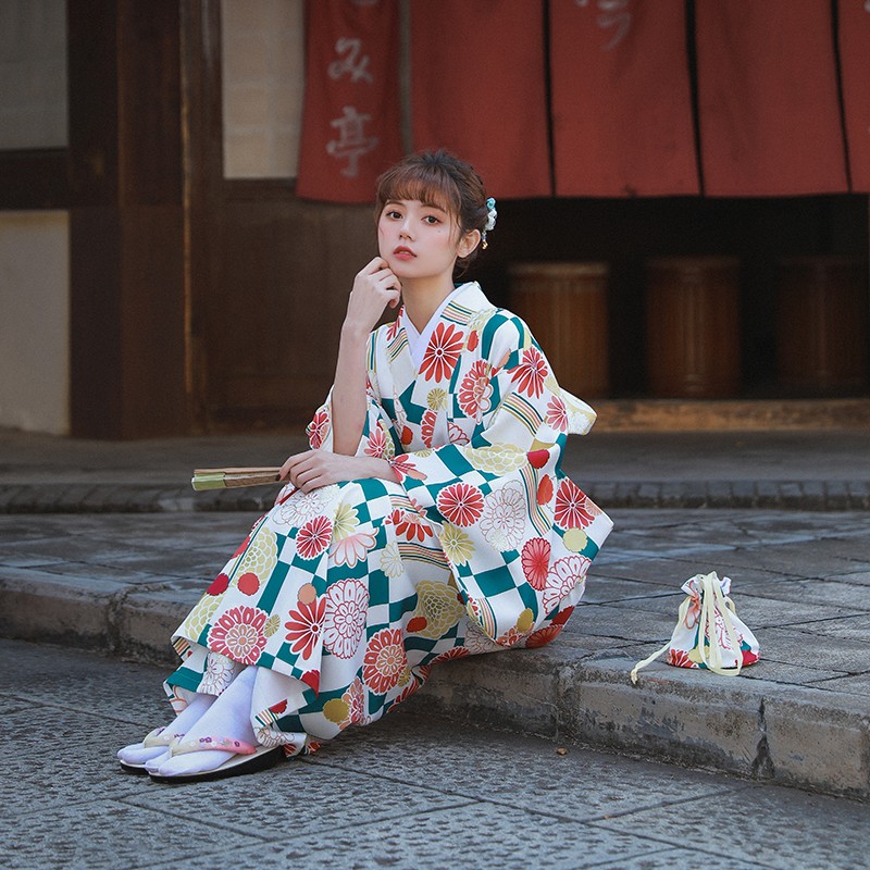 2023新入荷 浴衣 浴衣セット かわいい少女 正装和服を改良 浴衣桜の季節 おしゃれで かわいい 大人の着物 セット 夏祭り花火大会