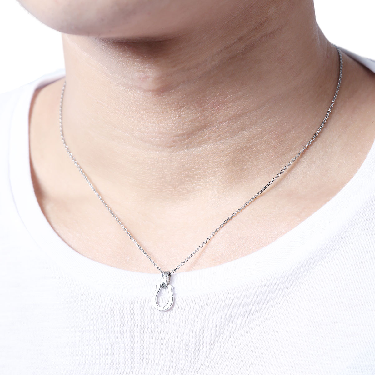 ペンダントネックレス メンズ レディース ハワイアンジュエリー 馬蹄 サージカルステンレス 安全 安 ペンダントネックレス メンズ レディース ハワイアンジュエリー 馬蹄 サージカルステンレス 安全 安