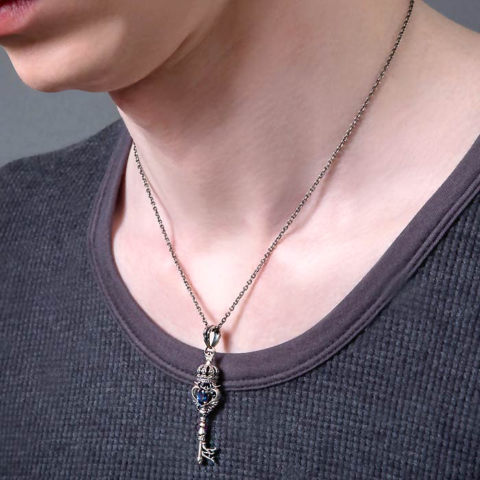 アルテミスキングス ARTEMIS KINGS クラウン キー シルバー ペンダント 王冠 鍵 AKP0122 AKP0122 アルテミスキングス ARTEMIS KINGS クラウン キー シルバー ペンダント 王冠 鍵 AKP0122 AKP0122