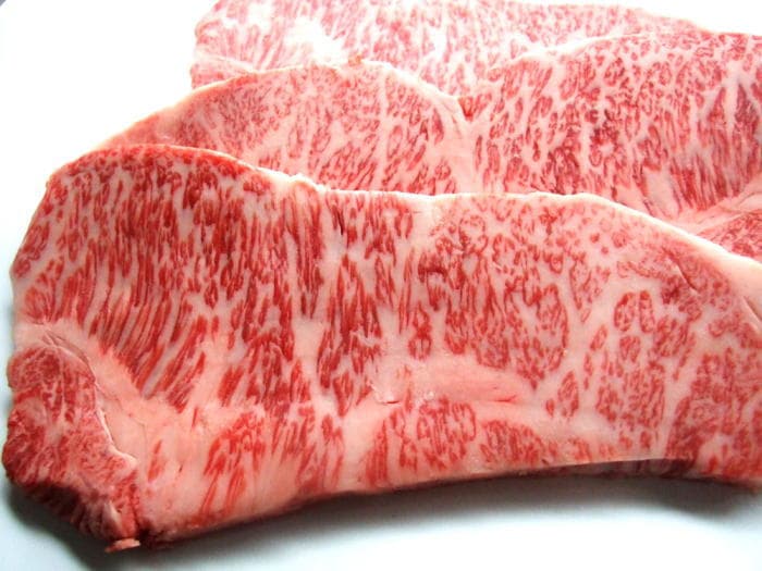 黒毛和牛 メス牛 限定 極上サーロインステーキ 3枚 木箱 詰め 牛肉 お歳暮 プレゼント 御祝い 御礼 肉 A4 A5 黒毛和牛 メス牛 限定 極上サーロインステーキ 3枚 木箱 詰め 牛肉 お歳暮 プレゼント 御祝い 御礼 肉 A4 A5