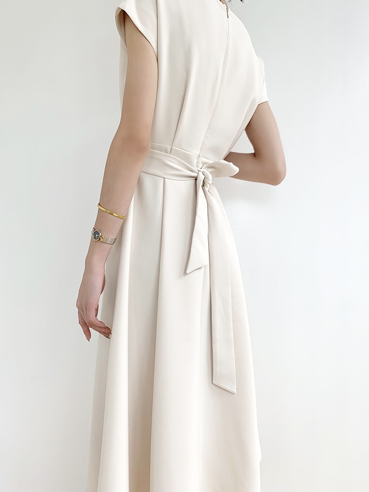 ワンピース 膝下 ミモレ ミモレ丈 袖あり フレンチスリーブ Vネック スリム ウエストリボン ハイウエスト きれいめ シンプル 大人 上品 おしゃれ 大人女子 こなれ感 クール セクシー